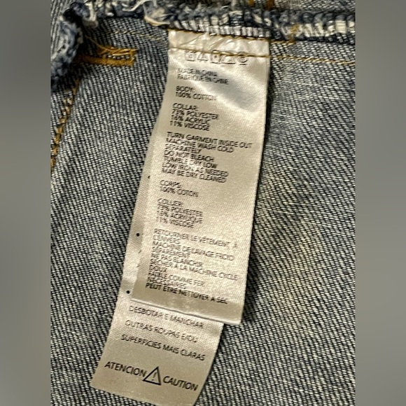 Victoria’s Secret PINK Unveil Jean Jacket size L - Picture 8 of 10